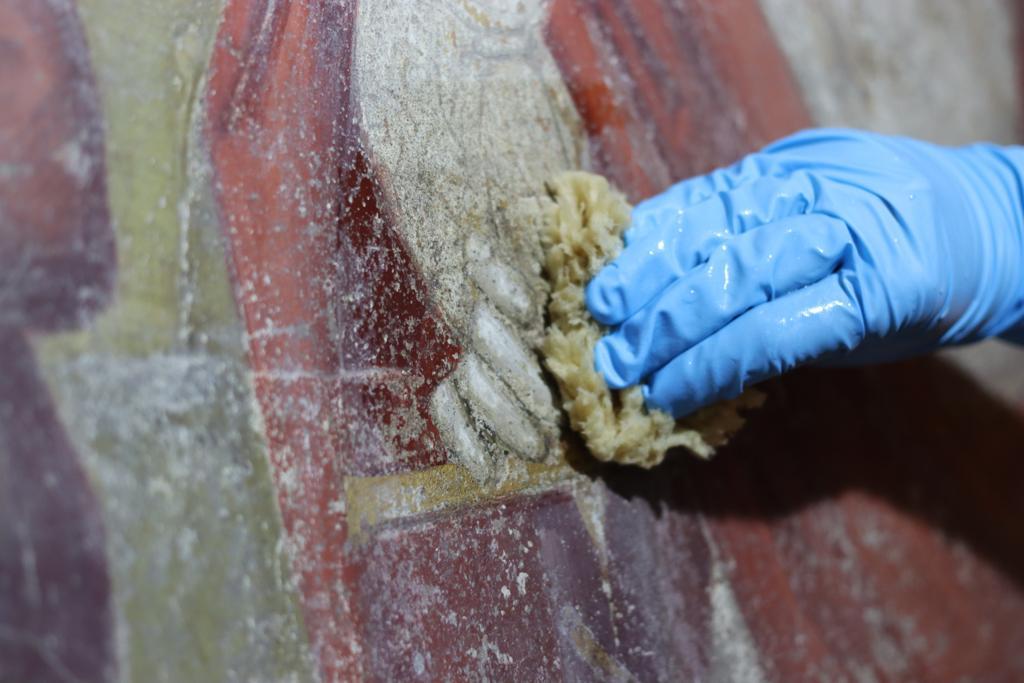 Cleaning detail